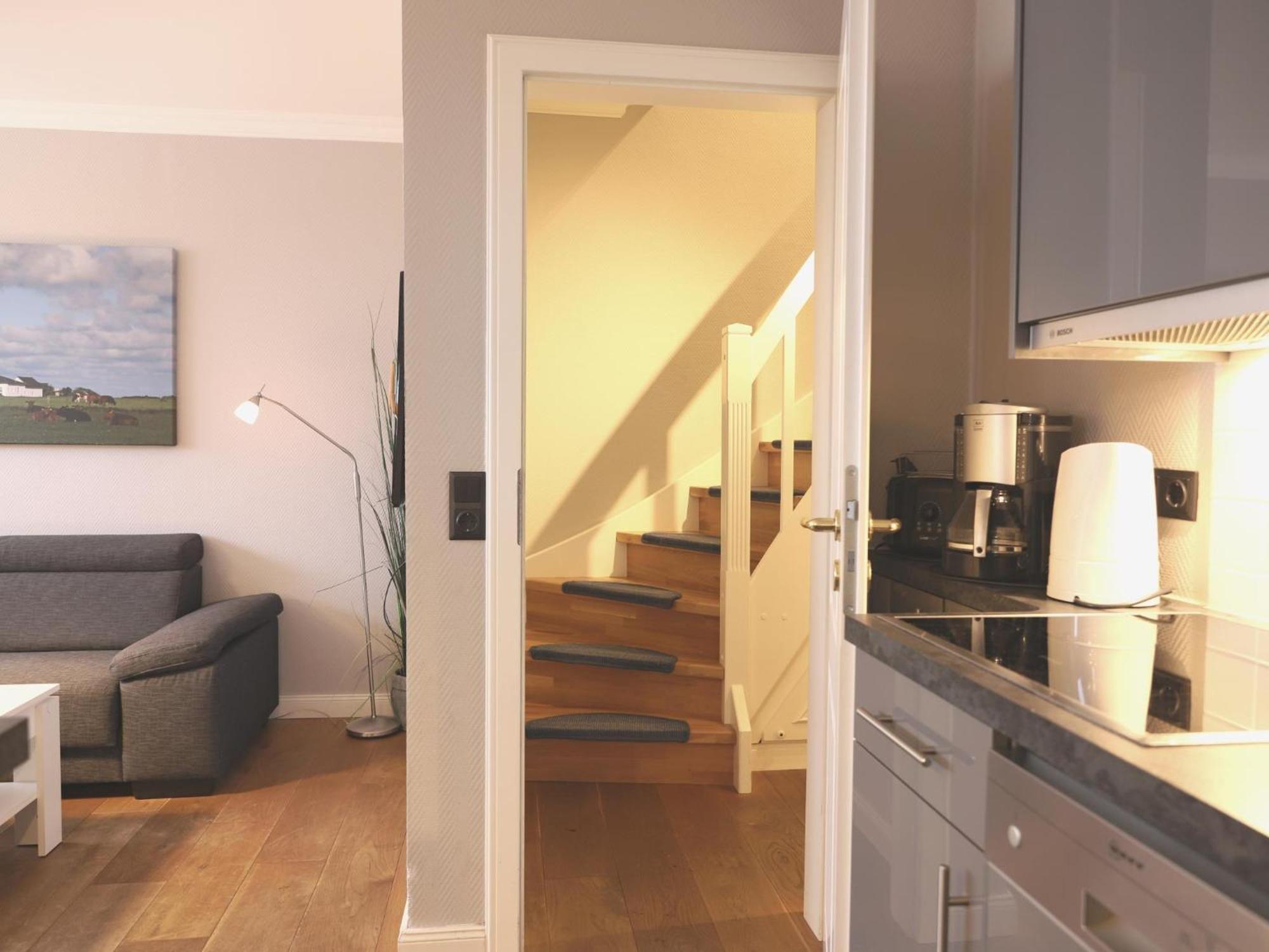 Exklusive 3-Zimmer-Ferienwohnung Im Herzen Westerlands ภายนอก รูปภาพ
