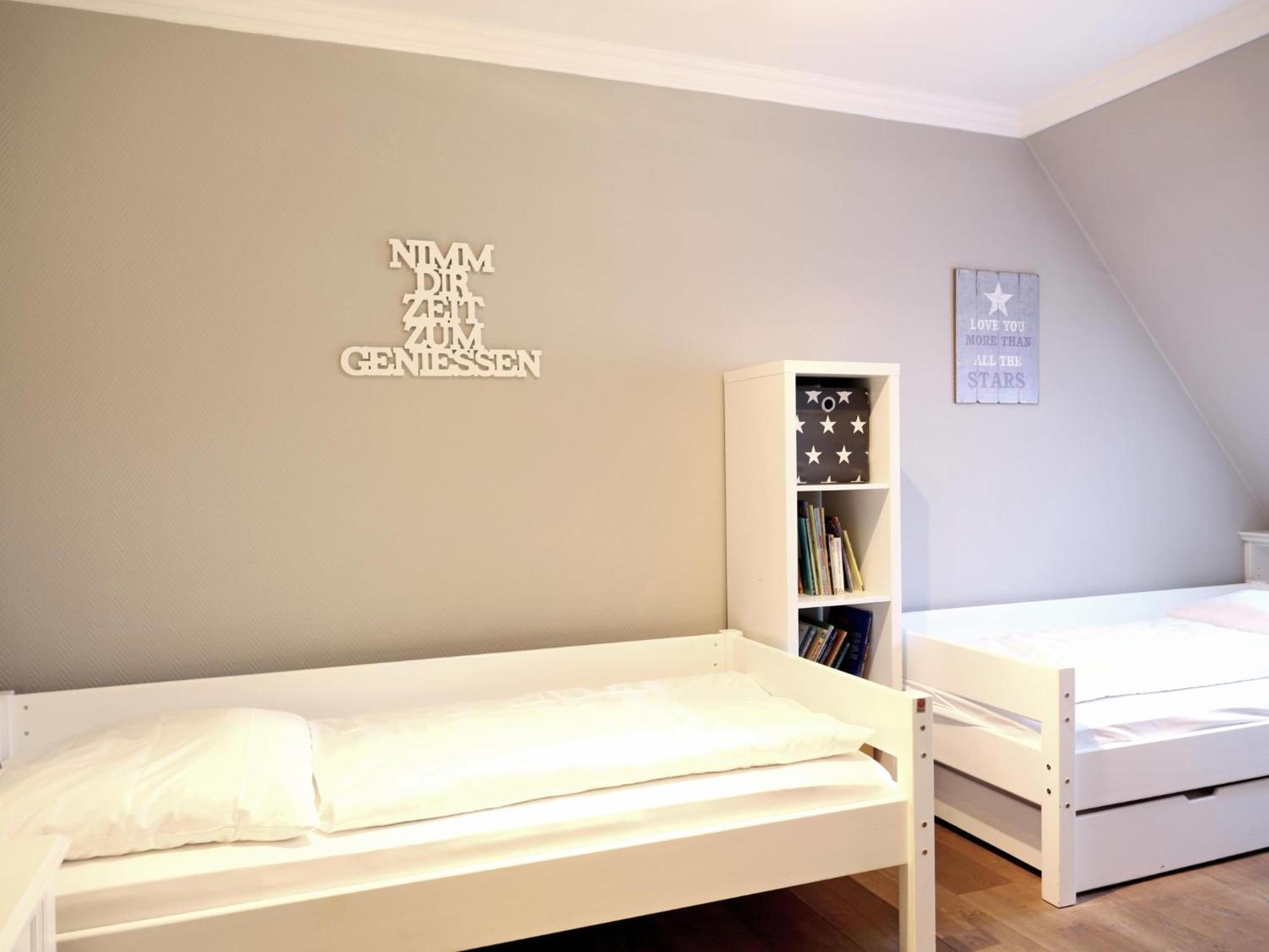 Exklusive 3-Zimmer-Ferienwohnung Im Herzen Westerlands ภายนอก รูปภาพ